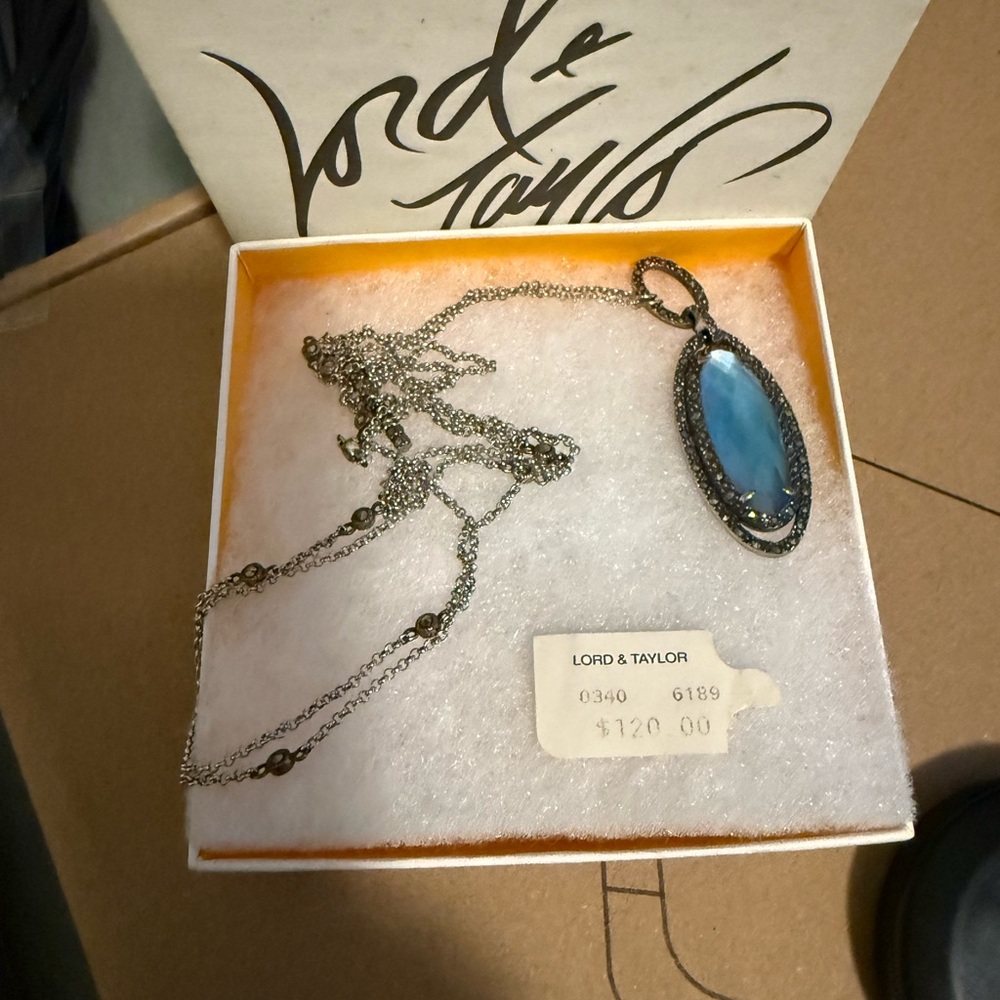 Lord & Taylor Blue and Silver Pendant Necklace